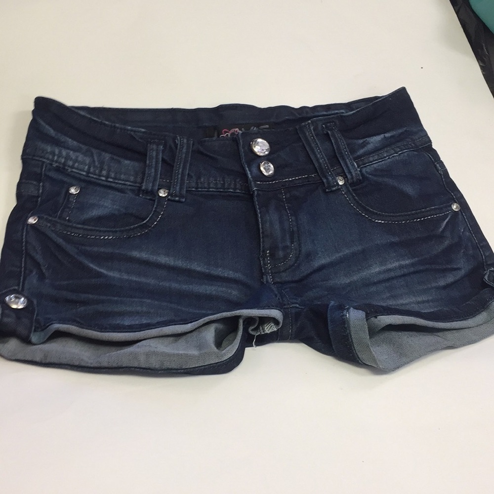 Love LA SHORT